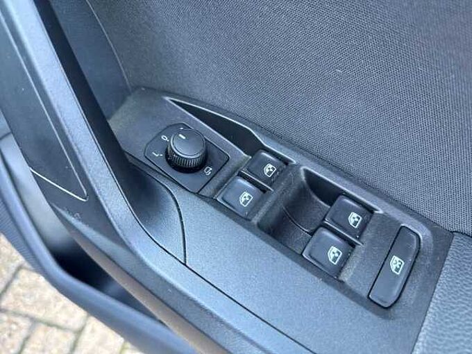 SEAT IBIZA 1.0 TSI FR Euro 6 (s/s) 5dr